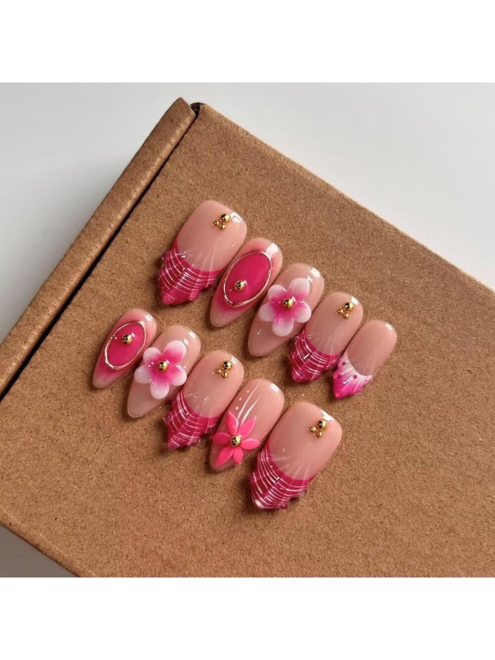 10 Pcs Handmade Almond Press-On Nails, 3D Floral Nail Art, Reusable Pink Acrylic